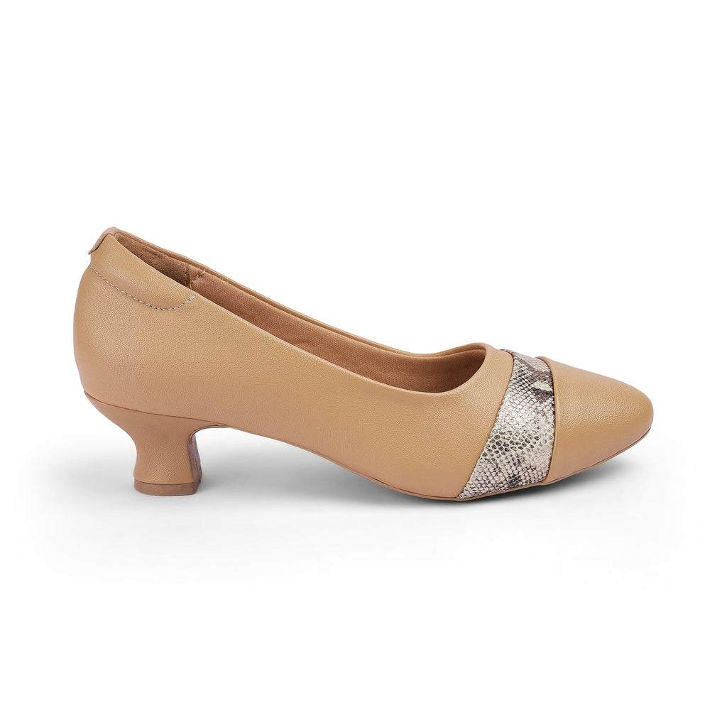 Women’s Elegant Beige Kitten Heel Pumps