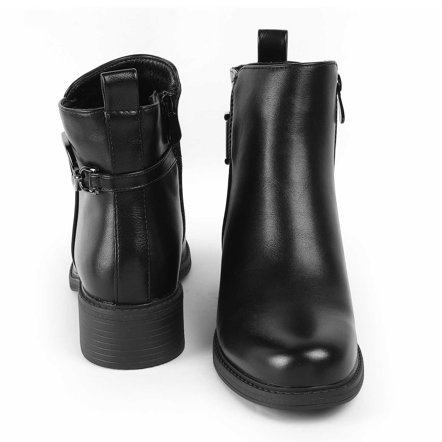 Women’s Buckle Accent Ankle Boots with Everyday Urban Style