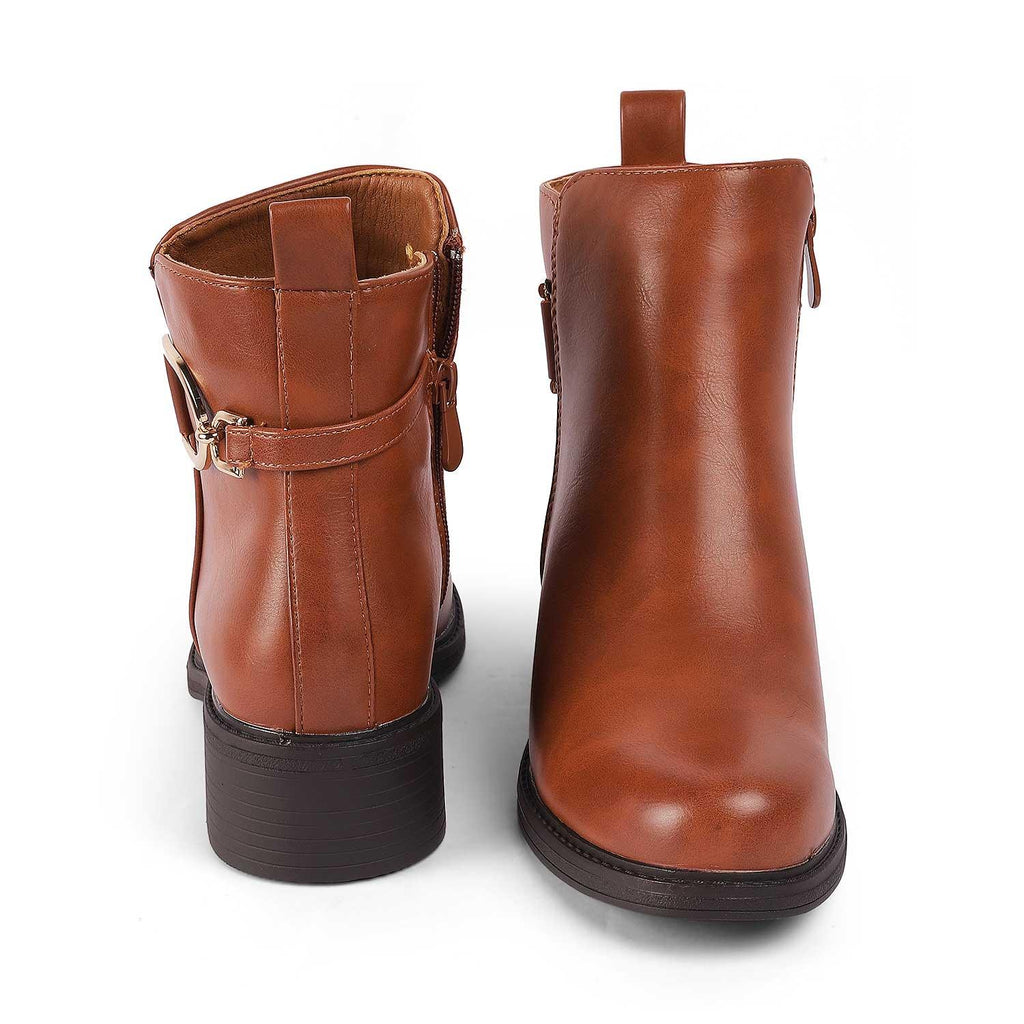 Women’s Buckle Accent Ankle Boots with Everyday Urban Style