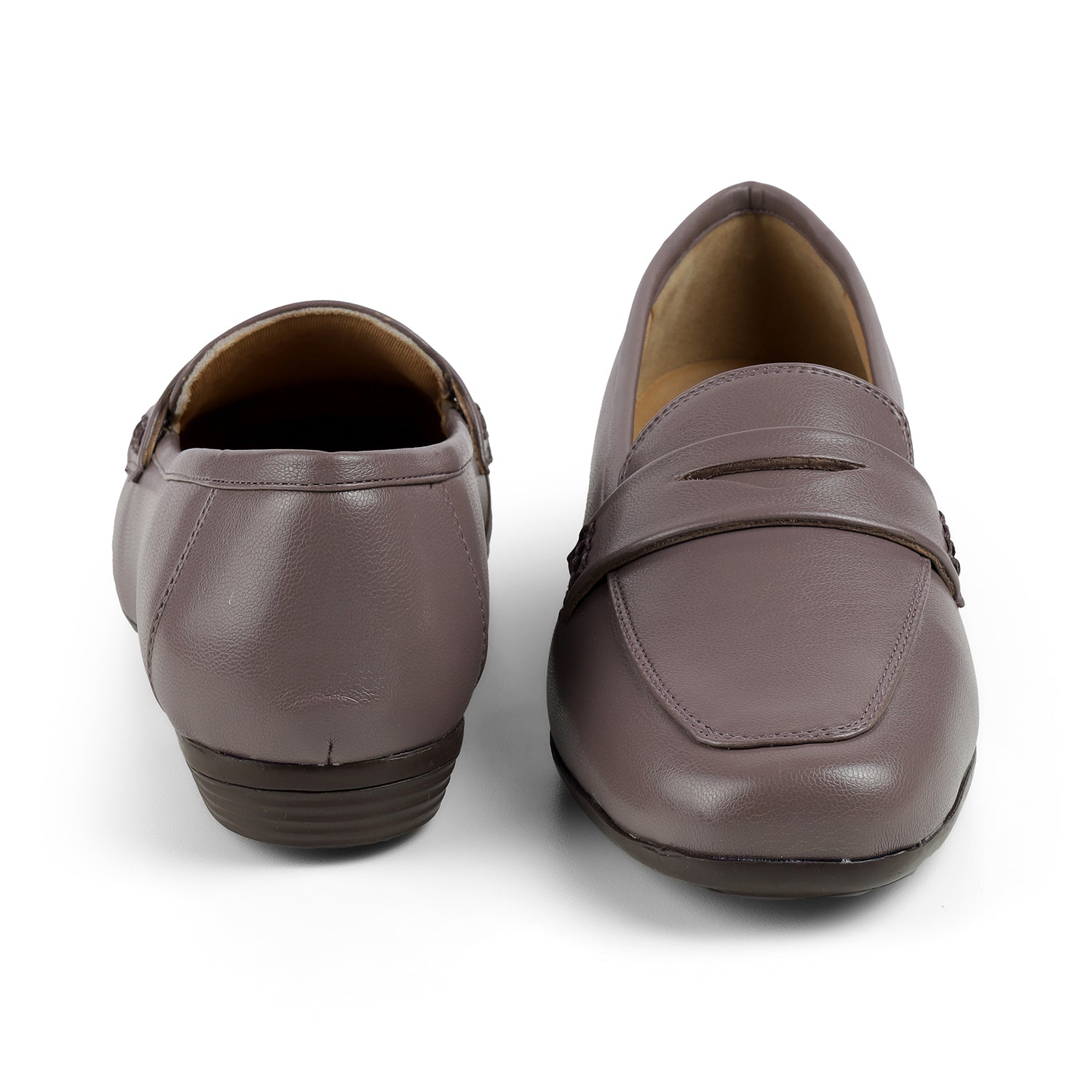 Women’s Penny Loafers with Timeless Comfort and Clean Styling