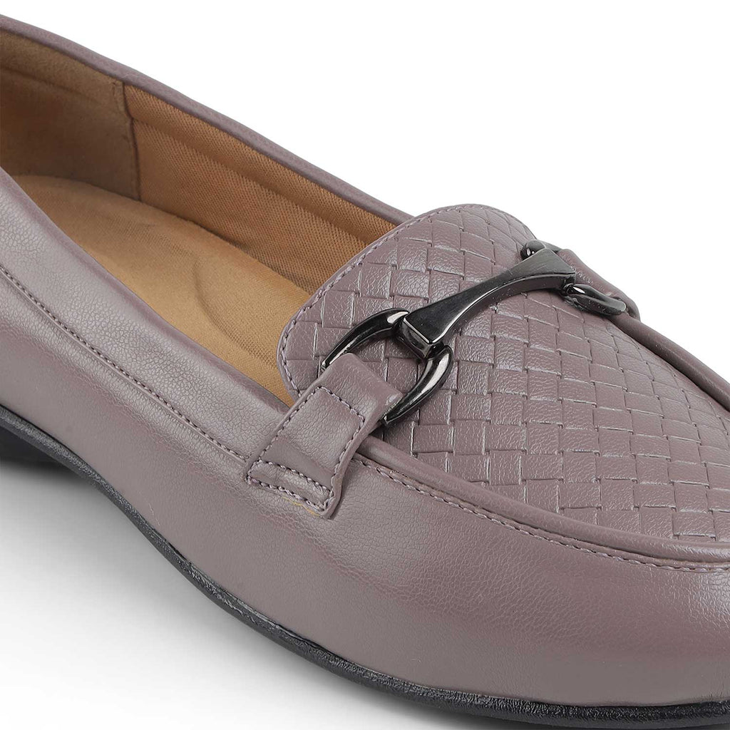 Women’s Classic Slip-On Loafers with Comfort Support