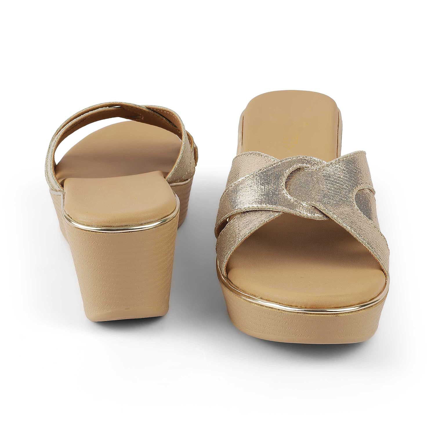Women’s Chic Gold Wedge Sandals